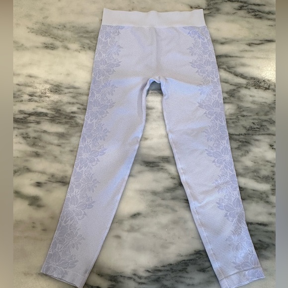 All in Motion Floral Leggings - Picture 1 of 4